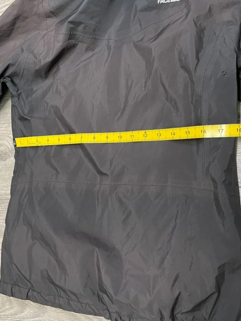 The North Face Womens Black Gore-Tex Rain Jacket Hooded Waterproof Shell Size S - Picture 12 of 16
